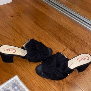 Circus by Sam Edelman slides